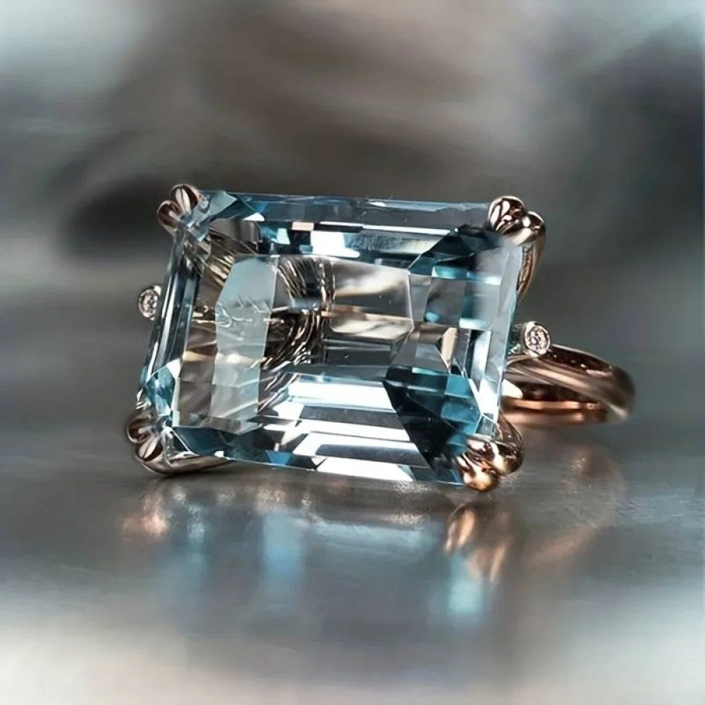 Anillo Clásico Vintage de Zirconia Azul