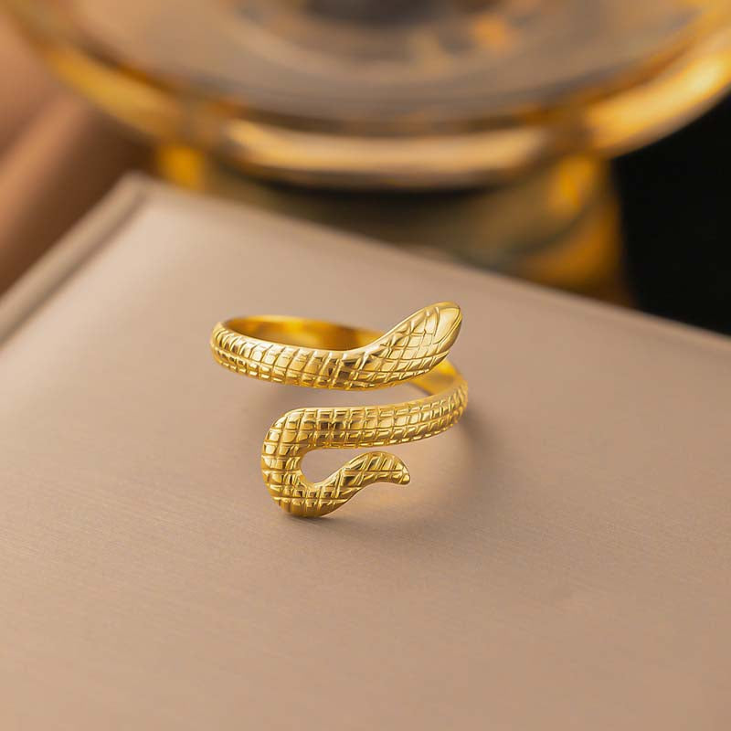 Anillo de Oro de 18K
