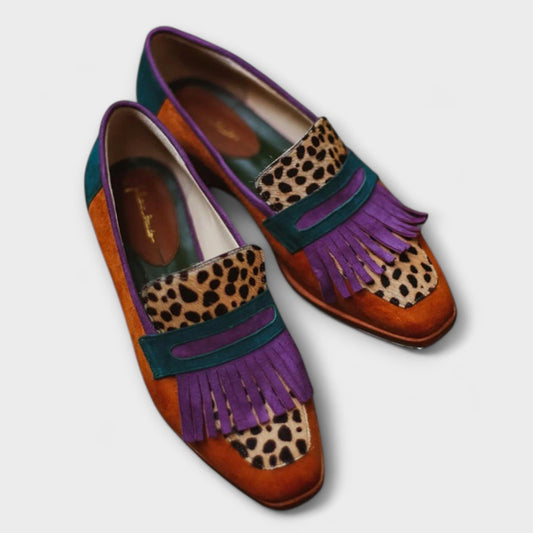 Mocasines marrones con estampado de leopardo