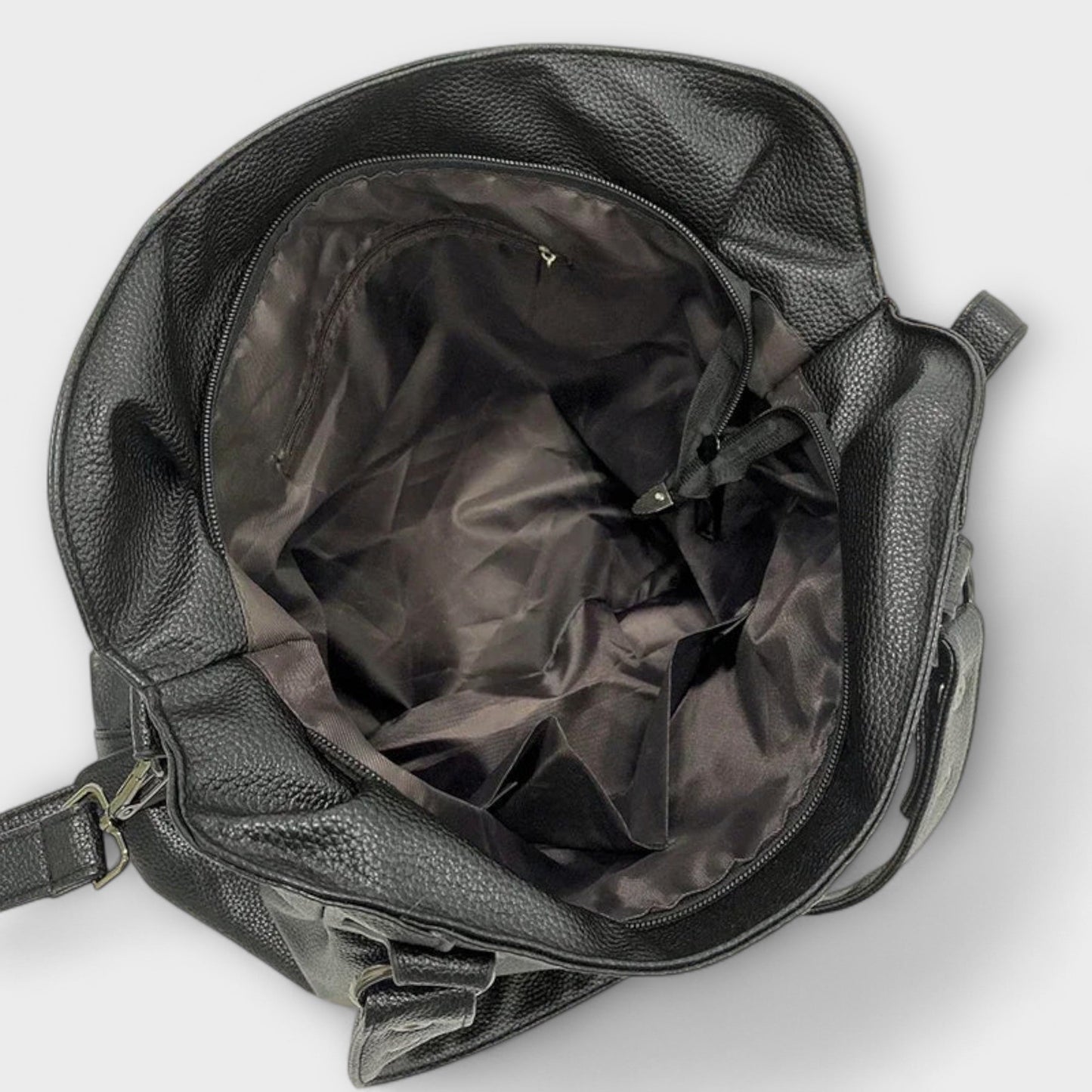 Elegante Bolso Hobo de Hombro