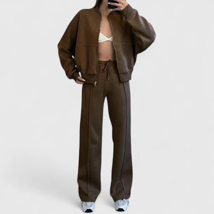 Suéter y Pantalones Cómodos