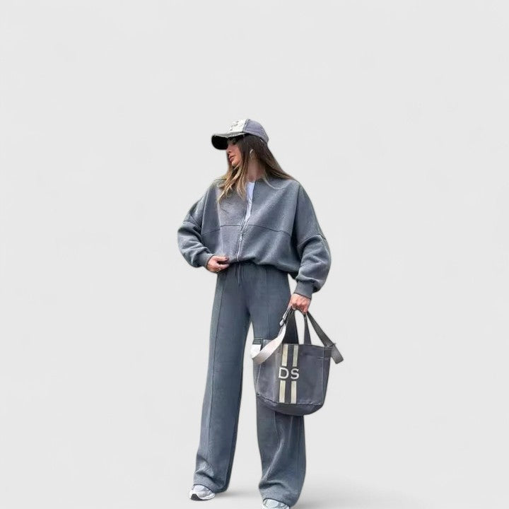 Suéter y Pantalones Cómodos