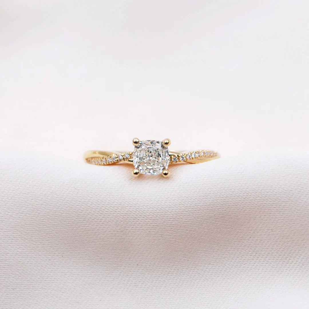 Anillo de Oro de 18k