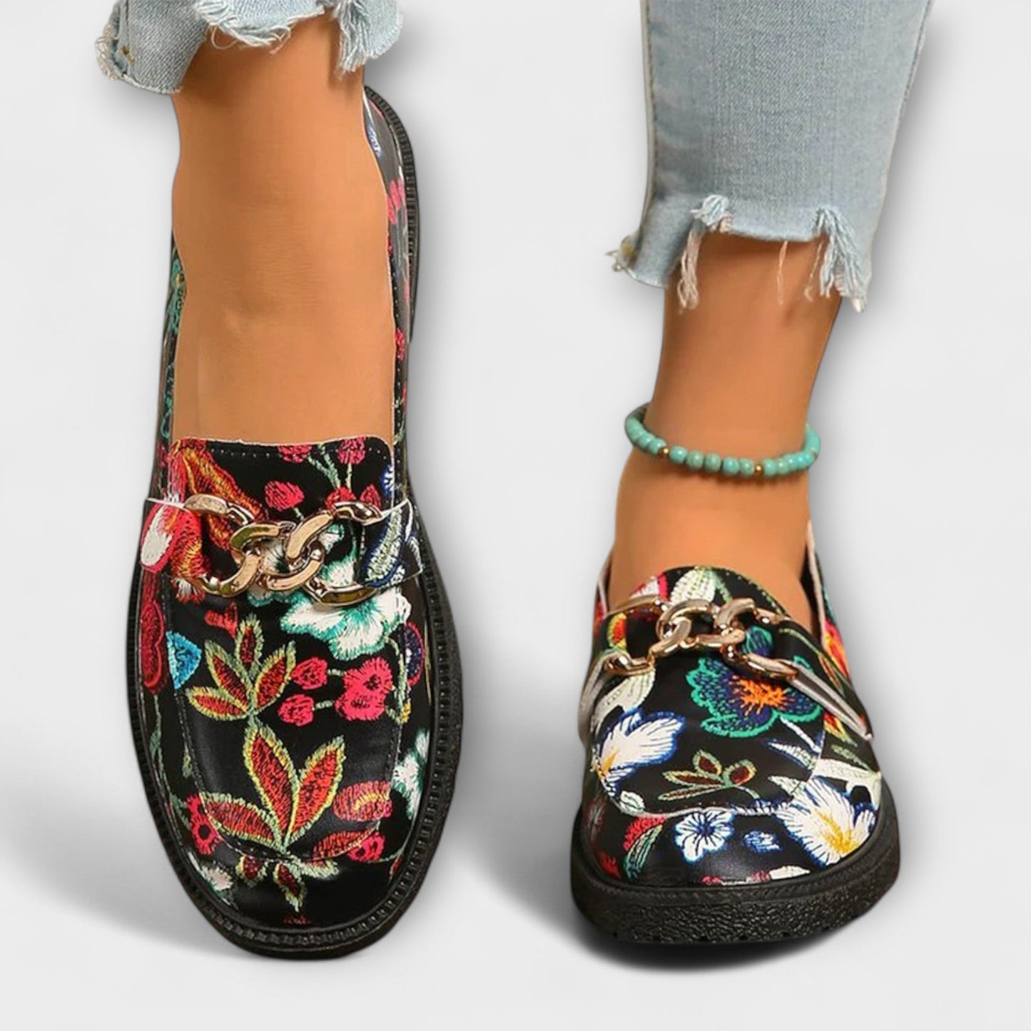 Mocasines coloridos con estampado de flores